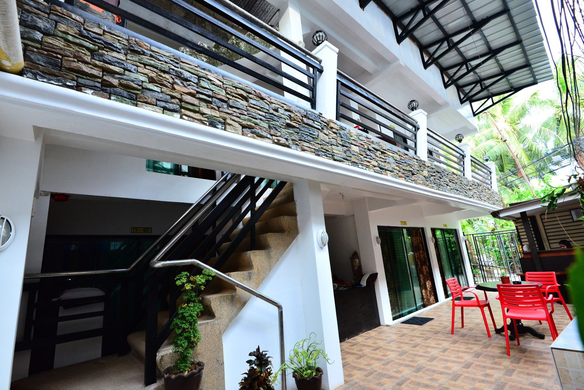 Travellers Pad Boracay Hostel Balabag  Exterior photo