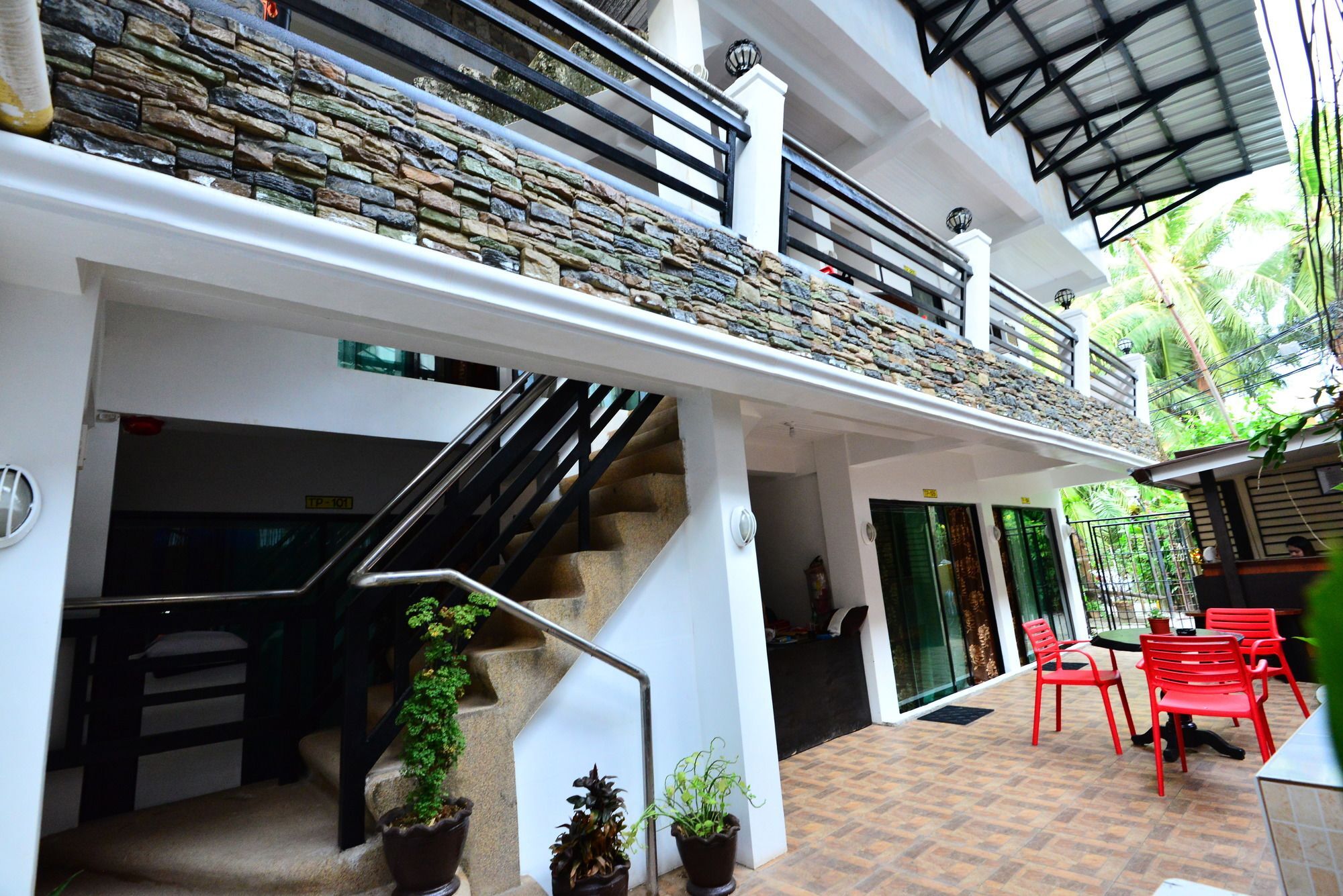 Travellers Pad Boracay Hostel Balabag  Exterior photo