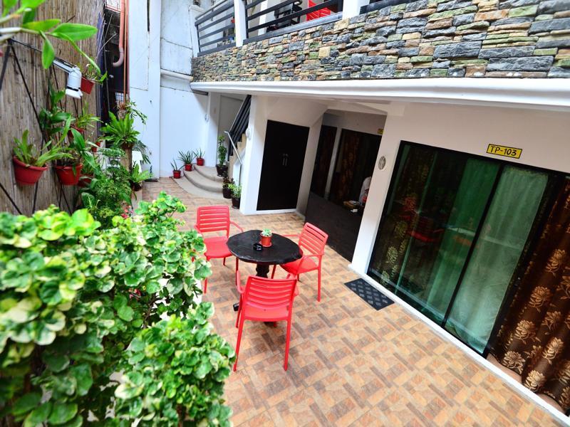 Travellers Pad Boracay Hostel Balabag  Exterior photo